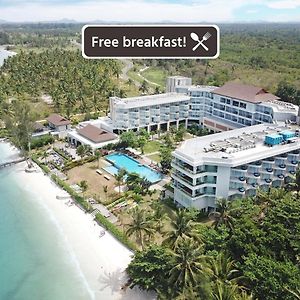 Hotel Santika Premiere Beach Resort Belitung